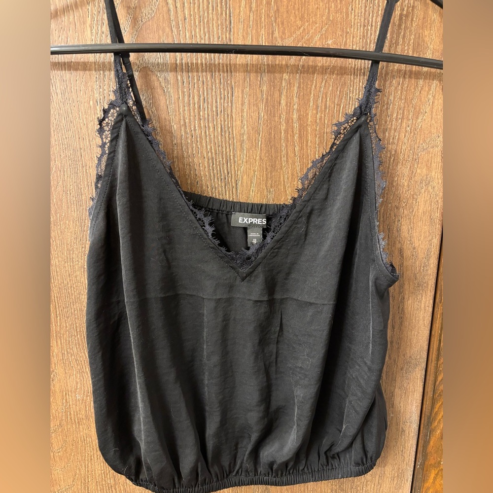 Express Cropped Bubble Top